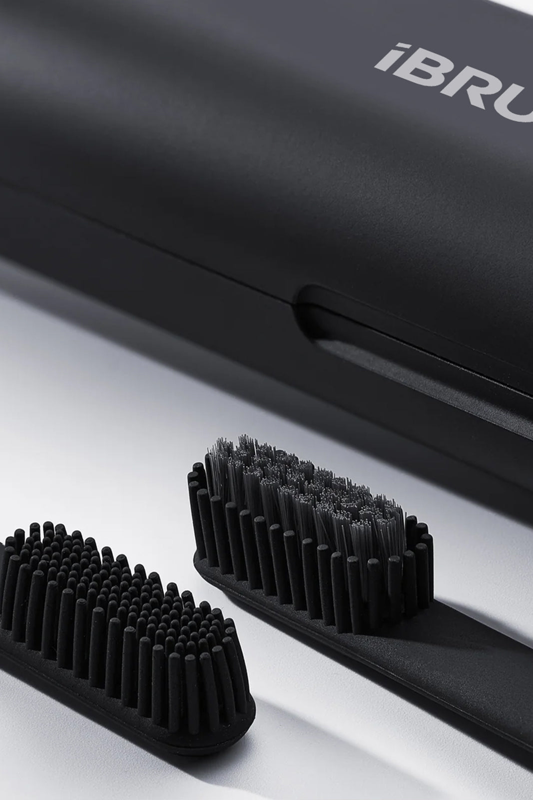 iBrush™ Pro - Black | Electric