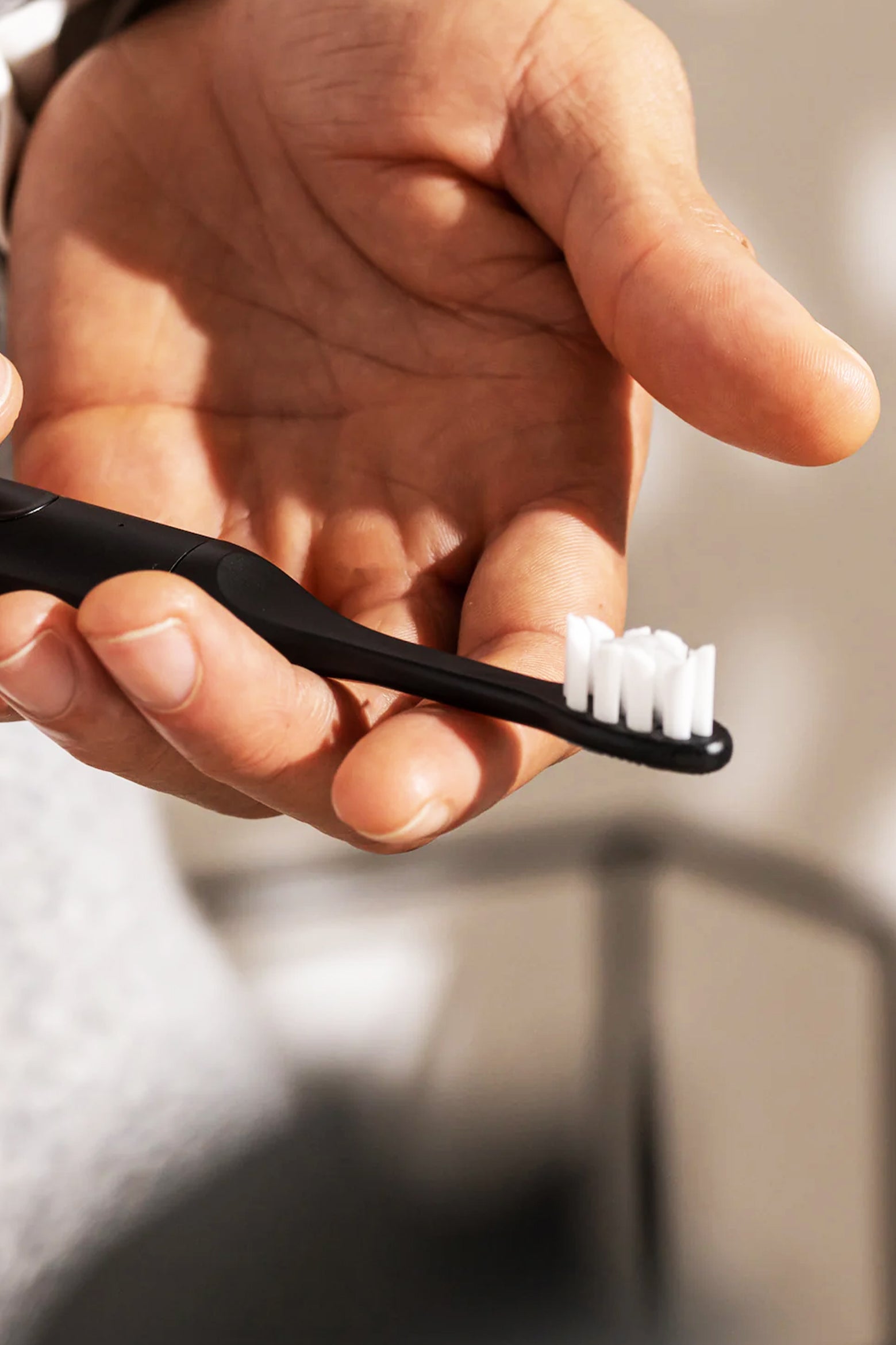 iBrush™ Black | Electric